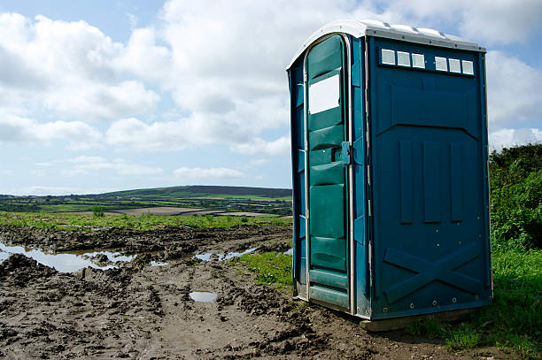 Best VIP or Luxury Restroom Trailers  in Holly Hill, FL